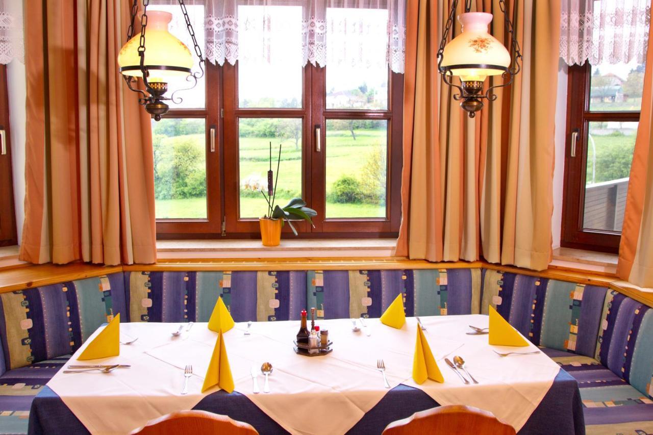 Hotel Stich Manhartsbrunn Kültér fotó